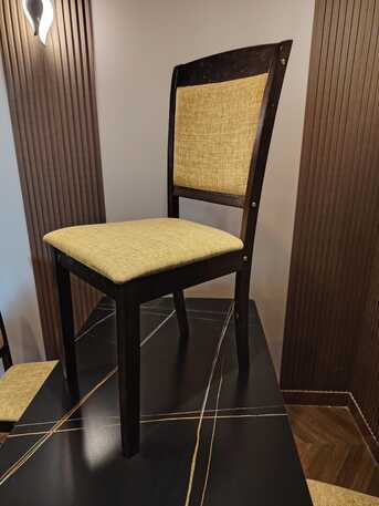 Jubail, Household Items, SAR 300,  DINING TABLE WITH 6 CHAIR