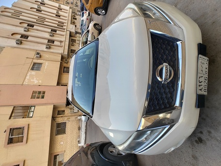 Riyadh, Vehicles, Cars & Trucks , SAR 25000,  Nissan Pathfinder,  2014,  Automatic,  128169 KM,