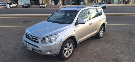 Madinah, Vehicles, Cars & Trucks , SAR 19500,  Toyota RAV4,  2007,  Automatic,  297000 KM,    Full Option 4?4