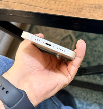 Al Rehab, Mobile Phones, SAR 1300,  Iphone 13 128 GB Brand New Purchased 2 Years Back Battery Above 80%