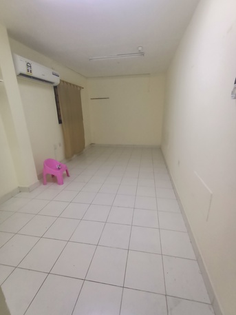 Gudaibiya, Apartments/Houses, BHD 140/month,  1 BR,  Semi Furnished 1 Bedroom Studio Family Flat Rent In Gudaibiya With Unlimited Electricity