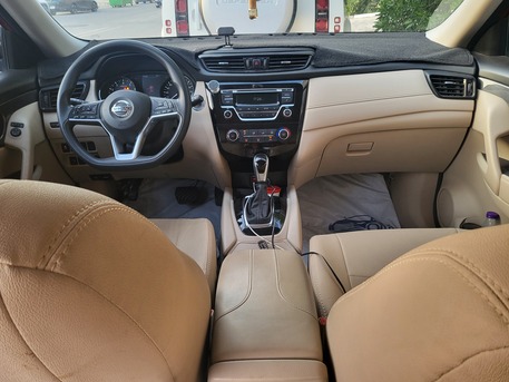 Al Khobar Al Shamalia, Vehicles, Cars & Trucks , SAR 060000,  Nissan X-Trail,  2021,  Automatic,  99000 KM,  4 WHEEL DRIVE, Semi Version, 5 Seater