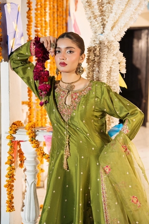 Thuqbah, Clothing & Accessories, SAR 220,  Ready To Wear Silk