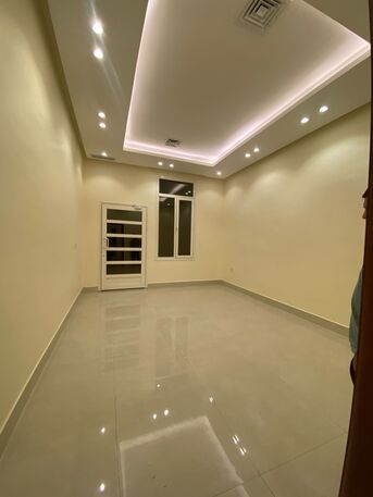 Kuwait City, Apartments/Houses, KWD 700/month,  4 BR,  Ground Floor Apartment For Rent In Sulaibikhat, With A Private Entrance And Spacious Layou