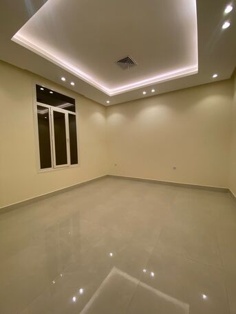 Kuwait City, Apartments/Houses, KWD 700/month,  4 BR,  Ground Floor Apartment For Rent In Sulaibikhat, With A Private Entrance And Spacious Layou