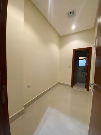 Kuwait City, Apartments/Houses, KWD 700/month,  4 BR,  Ground Floor Apartment For Rent In Sulaibikhat, With A Private Entrance And Spacious Layou