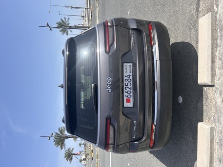 Janabiya, Vehicles, Cars & Trucks , BHD 13000,  Jeep Grand Cherokee L,  2022,  Automatic,  77000 KM,