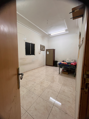 Riyadh, Rooms Available, SAR 1500/month,  1 Bedroom For Rent In A 2 Bedroom Flat Starting From April 1st 2026