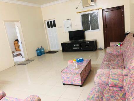 Jidhafs, Bedspace Available, BHD 50/month,  Sharing Room ( Bed Space ) Available For Executive Bachelor