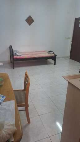 Al Iskan, Bedspace Available, SAR 800/month,  400 Sq. Meter,  Room On Sharing Basis