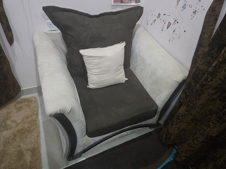 Al Malaz, Furniture, SAR 400,  2 Used Sofas And 2 Armchairs