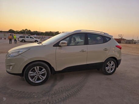 Hittin, Vehicles, Cars & Trucks , SAR 43000,  Hyundai Tucson,  2015,  Automatic,  245918 KM,