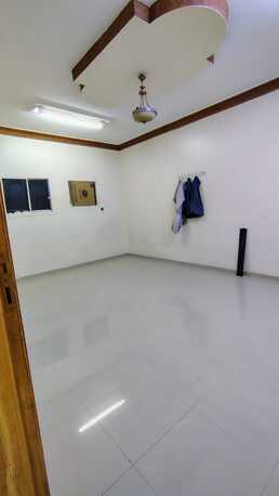 Al Kharj, Rooms Available, SAR 550/month,  0 Sq. Meter,  1 Bed Room Kitchen Washroom Available.for Rent In Alkharj City 0541322023. No Smoker & De