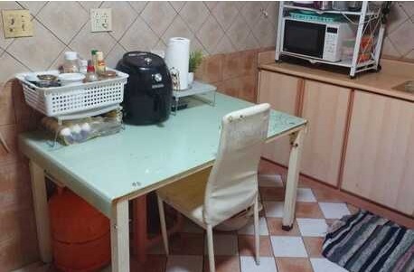 Jubail, Furniture, SAR 800,  Furniture- White Dressing Table + 2 Almara - 6 Doors