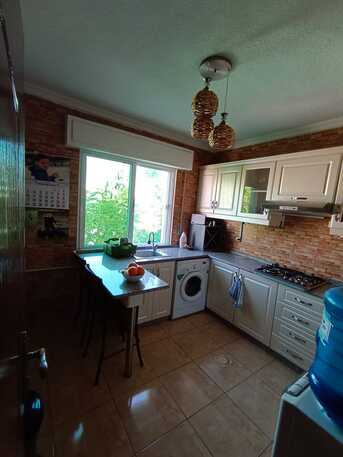 Jabal Al-Weibdeh, Apartments/Houses, JOD 400/month,  Furnished,  2 BR,  78 Sq. Meter,  A Well-kept, Secure Apartment On Ahmad Shawqi Street In Jabal Al-Weibdeh