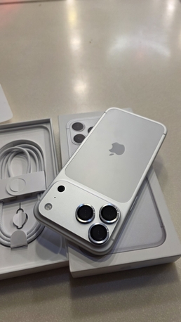 Dammam, Mobile Phones, SAR 5900,  IPhone 17 Pro Max Sim