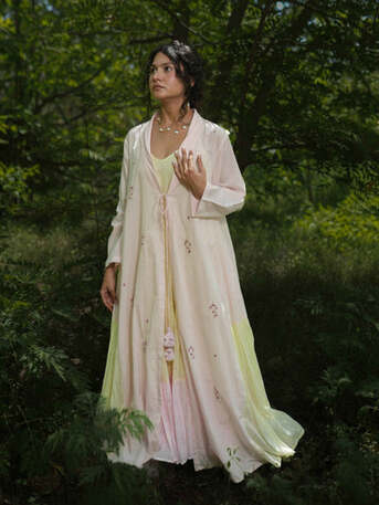 Mumbai, Clothing & Accessories, INR 10000,  Stylish Maxi Dress For Women &ndash; Shop Latest Designs Online