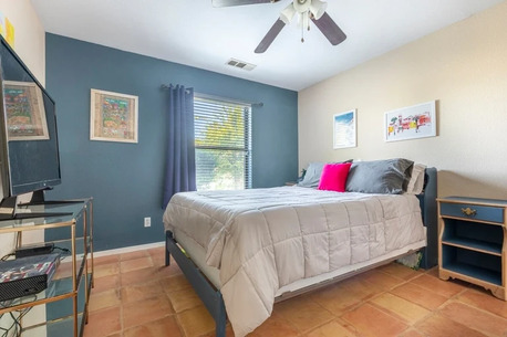 New York, Holiday/Vacation Rentals, USD 3900/month,  3 BR,  Fully Furnished 3BR Home For Rent &ndash; Visalia, CA | Mid-Term Stay | Utilities Included