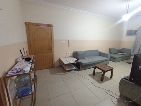 Riyadh, Rooms Available, SAR 2500/month,  Apartment Available In Riyadh Al Munsiyah Near Airport For Family Only!