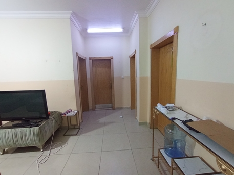 Riyadh, Rooms Available, SAR 2500/month,  Apartment Available In Riyadh Al Munsiyah Near Airport For Family Only!