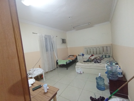 Riyadh, Rooms Available, SAR 2500/month,  Apartment Available In Riyadh Al Munsiyah Near Airport For Family Only!