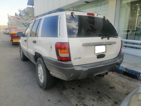 Naseem, Vehicles, Cars & Trucks , SAR 6000,  Jeep Cherokee,  2002,  Automatic,  280000 KM,  6000 SR Only Strong Body No Accident