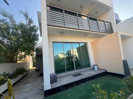 Salmaniya, Villas, BHD 700,  Greenish 4BR Villa For Rent In Salmaniya | Garden | Balcony | Maid&rsquo;s Room