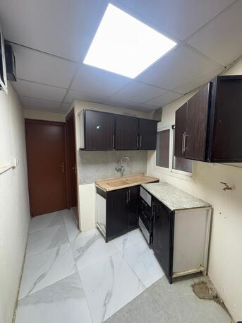 Al Malaz, Apartments/Houses, SAR 13500/year,  1 BR,  Villa Portion For Family Or Ex. Bachelors Rent In Malaz  Bed Room, Kitchen And Toilet.