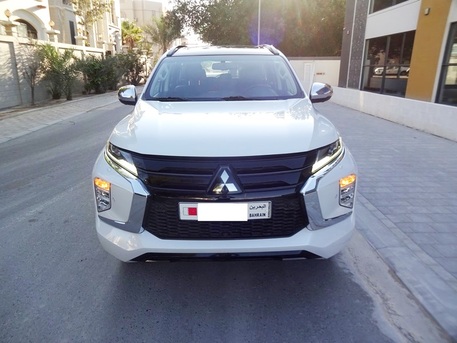Zinj, Vehicles, Cars & Trucks , BHD 152,  Mitsubishi Montero Sport,  2023,  Automatic,  93000 KM,   FULL OPTION SUV FOR SALE