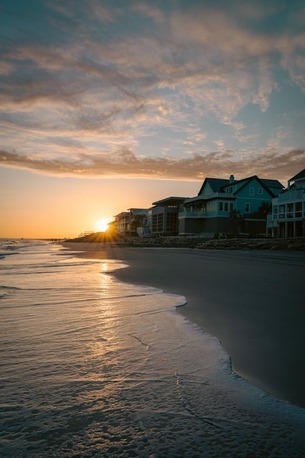 New York, Holiday/Vacation Rentals, 3 BR,  Oceanfront Vacation Rental: Your Memorable Coastal Escape