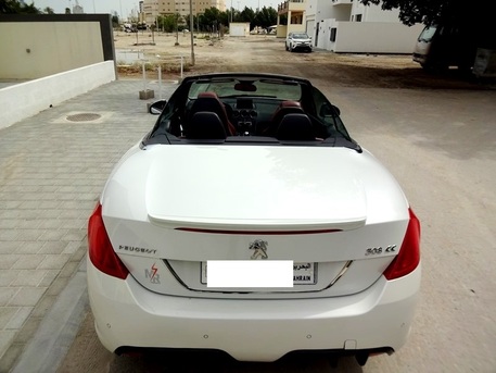 Bilad Al Qadeem, Vehicles, Cars & Trucks , BHD 3200,  Peugeot 308,  2013,  Automatic,  170000 KM,   1.6 L  White Coupe Cabriolet Convertible 2 Door Well Maintained