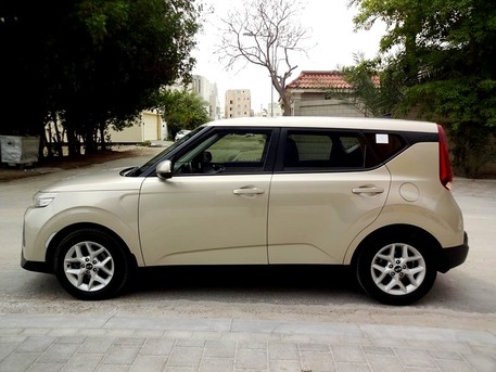 Bilad Al Qadeem, Vehicles, Cars & Trucks , BHD 3900,  Kia Soul,  2020,  Automatic,  120000 KM,   2.0 L  Gold Agent Mainatined With Out Reg No.Single User Urgent Sale