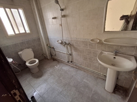 Hoora, Apartments/Houses, BHD 230/month,  2 BR,  2bhk 2bath Closed Kitchen Lift Parking 230bd With Ewa 40bd Limit Parking Lift