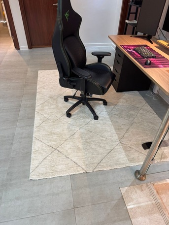 Riyadh, Household Items, SAR 400,  IKEA Carpet / Rug TVERSTED 240x170cm