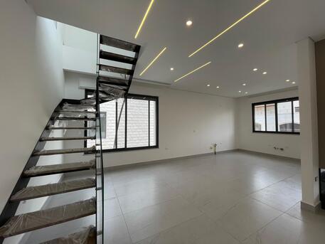 Amman, Apartments/Houses, JOD 18000/year,  3 BR,  190 Sq. Meter,  Brand New Duplex Rooftop For Rent In Um Uthianah