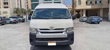 Manama, Vehicles, Cars & Trucks , BHD 4500,  Toyota HIACE - High Roof Cargo Van,  2015,  Manual,  285800 KM,  Very Good Running Condition, AC/Engine/Gear Perfect - Urgent Sale !!
