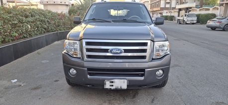 Riyadh, Vehicles, Cars & Trucks , SAR 22000,  Ford Expedition EL,  2013,  Automatic,  504000 KM,  Very Neat And Clean