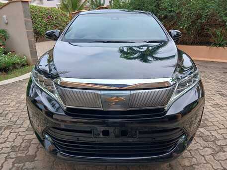 Nairobi, Vehicles, Cars & Trucks , KES 3700000,  Toyota Harrier,  2019,  Automatic,  70000 KM,  HARRIER NEW SHAPE PREMIUM PACKAGE 2000CC OF  BLACK COLOUR MILEAGE 70,000 KM IMMACULATE