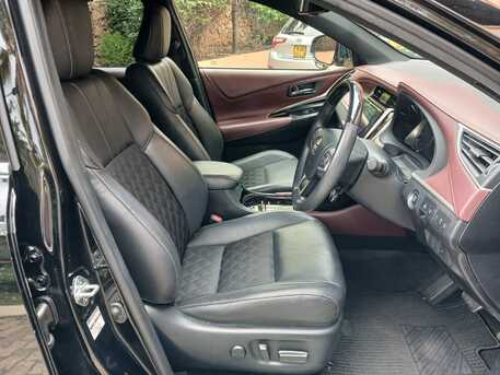Nairobi, Vehicles, Cars & Trucks , KES 3700000,  Toyota Harrier,  2019,  Automatic,  70000 KM,  HARRIER NEW SHAPE PREMIUM PACKAGE 2000CC OF  BLACK COLOUR MILEAGE 70,000 KM IMMACULATE