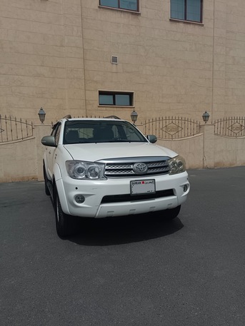 Isa Town, Vehicles, Cars & Trucks , BHD 4000,  Toyota Fortuner,  2010,  Automatic,  180500 KM,   () FOR SALE