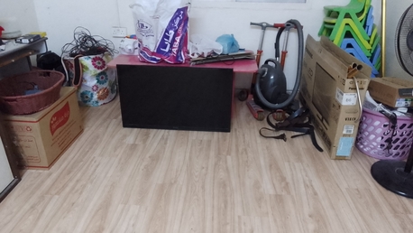 Thuqbah, Electronics, SAR 150,  Panasonic T.V.