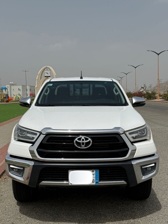 Jeddah, Vehicles, Cars & Trucks , SAR 102000,  Toyota Hilux,  2022,  Manual,  211000 KM,    Double Cab (Diesel)