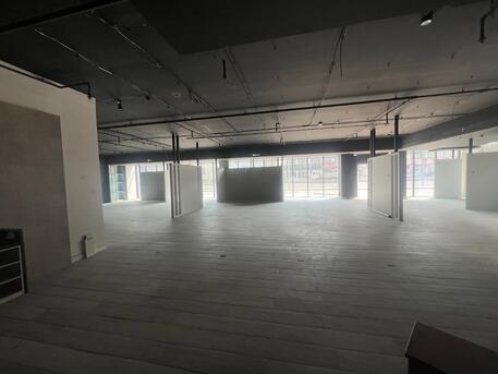 Manama, Shops, BHD 1800,  464 Sq. Meter,  Spacious Showroom For Rent In Khamis | Ideal For Display Showroom | Highway Facing