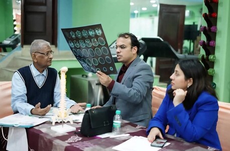 New Delhi, Health, Expert Headache Specialist In Ashok Vihar, Delhi Care