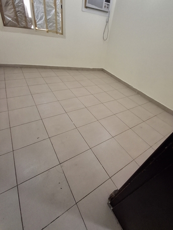 Manama, Apartments/Houses, BHD 200/month,  Furnished,  2 BR,  2bhk Semifurnished Near City Max Fashion 200bd With Ewa 40bd Limit