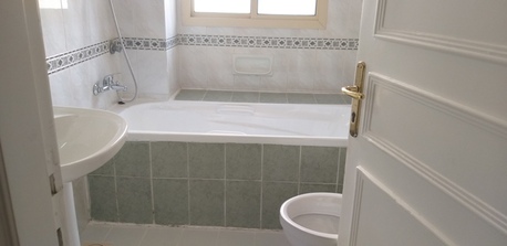 Juffair, Apartments/Houses, BHD 240/month,  Furnished,  1 BR,  Spacious Bright  Family Apartment 1BR@240: Closed Kitchen: Internet: Security Etc: TONY