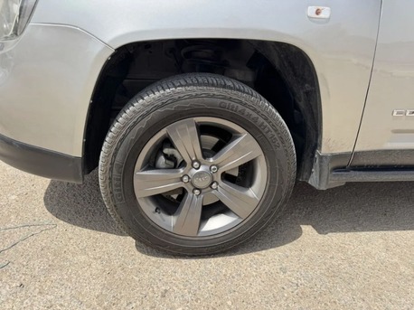 Jubail, Vehicles, Cars & Trucks , SAR 2500,  Jeep Compass,  2016,  Automatic,  206000 KM,  Family Used Car For Monthly Rent - Semi-Loaded Option