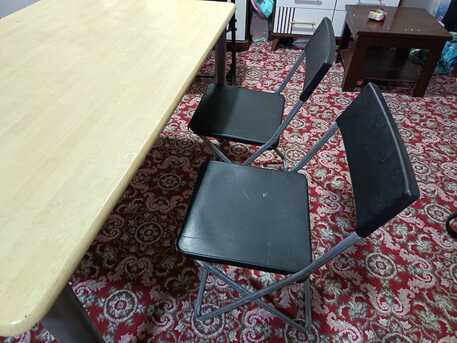 Al Khobar Al Shamalia, Furniture, SAR 400,  Dining Tabe With Four IKEA Foldable Chairs
