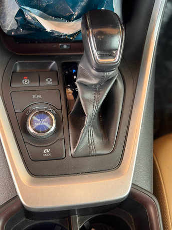 Jeddah, Vehicle Lease Transfer, SAR 20000,  Toyota RAV4 Hybrid 2024 &ndash; For Sale