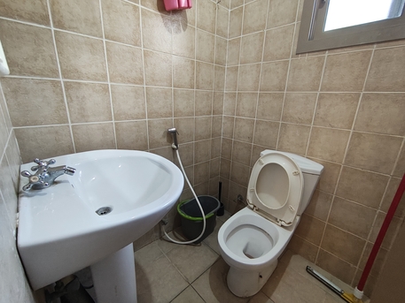 Diraz, Apartments/Houses, BHD 180/year,  1 BR,  Diraz:- 1Bhk Furnished Flat On Rent With Unlimited Ewa..